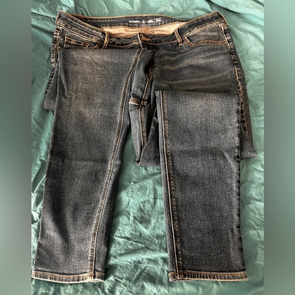 Old Navy sz 18 Tall, Rockstar Super Skinny blue jeans - Picture 1 of 4
